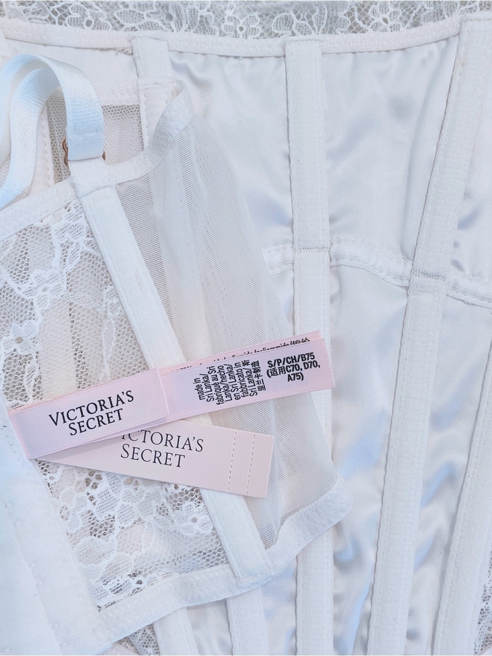 New Victoria's Secret Dream Angels White Lace Embroidered Corset Bralette Top - Picture 3 of 4